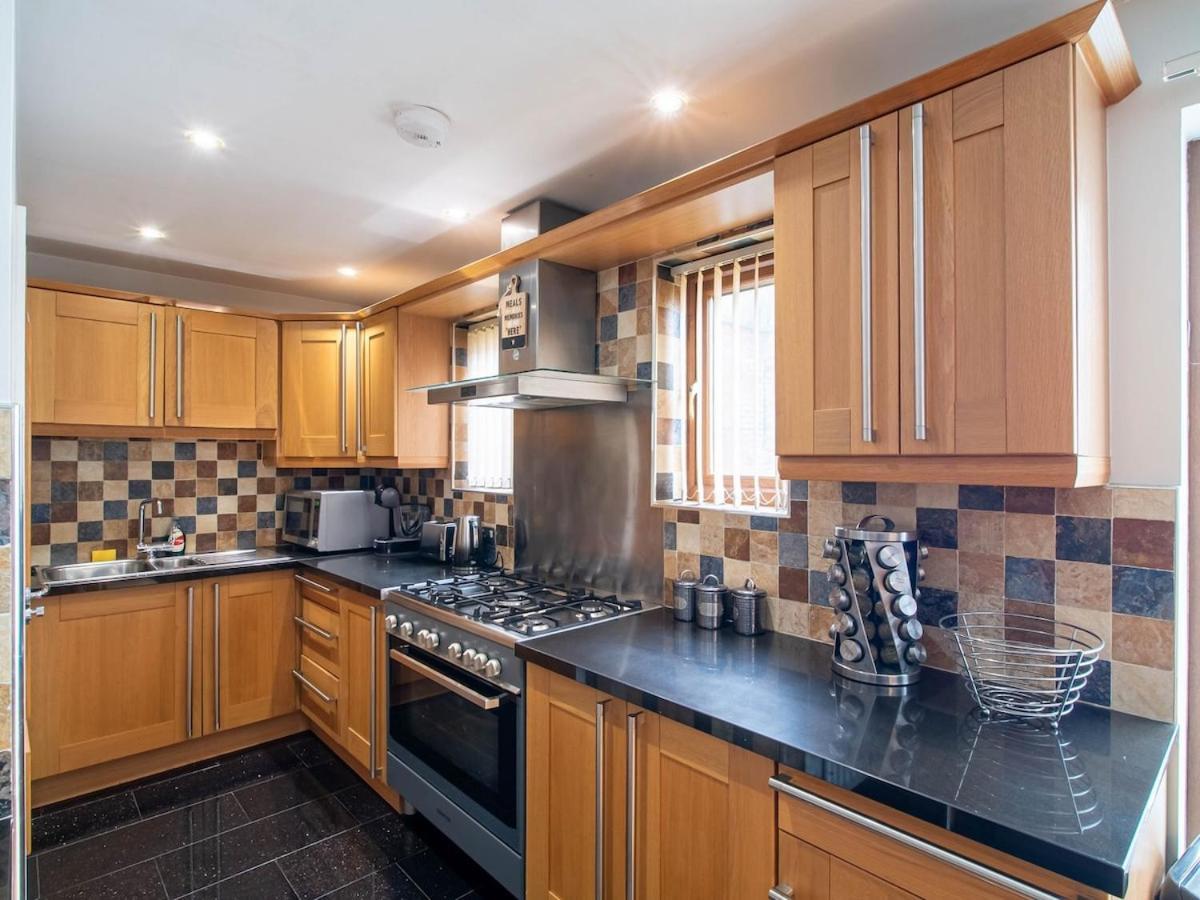 Villa Exclusive 3-bedroom In *