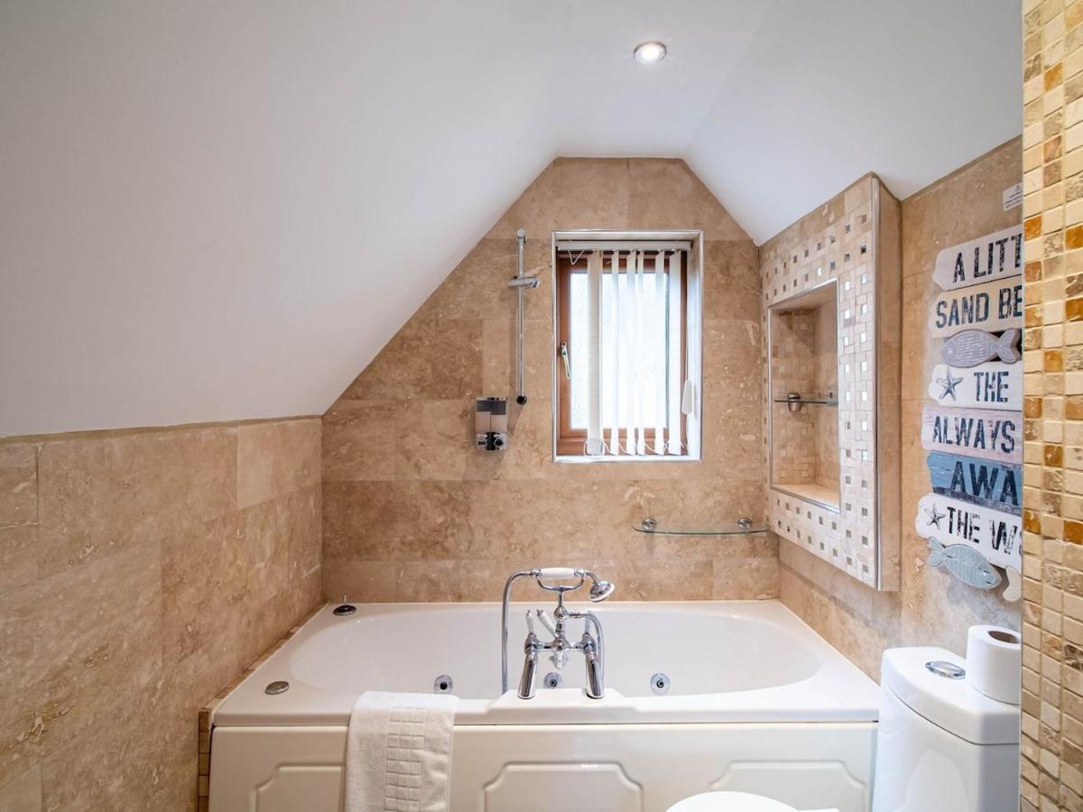 Villa Exclusive 3-bedroom In Sheffield