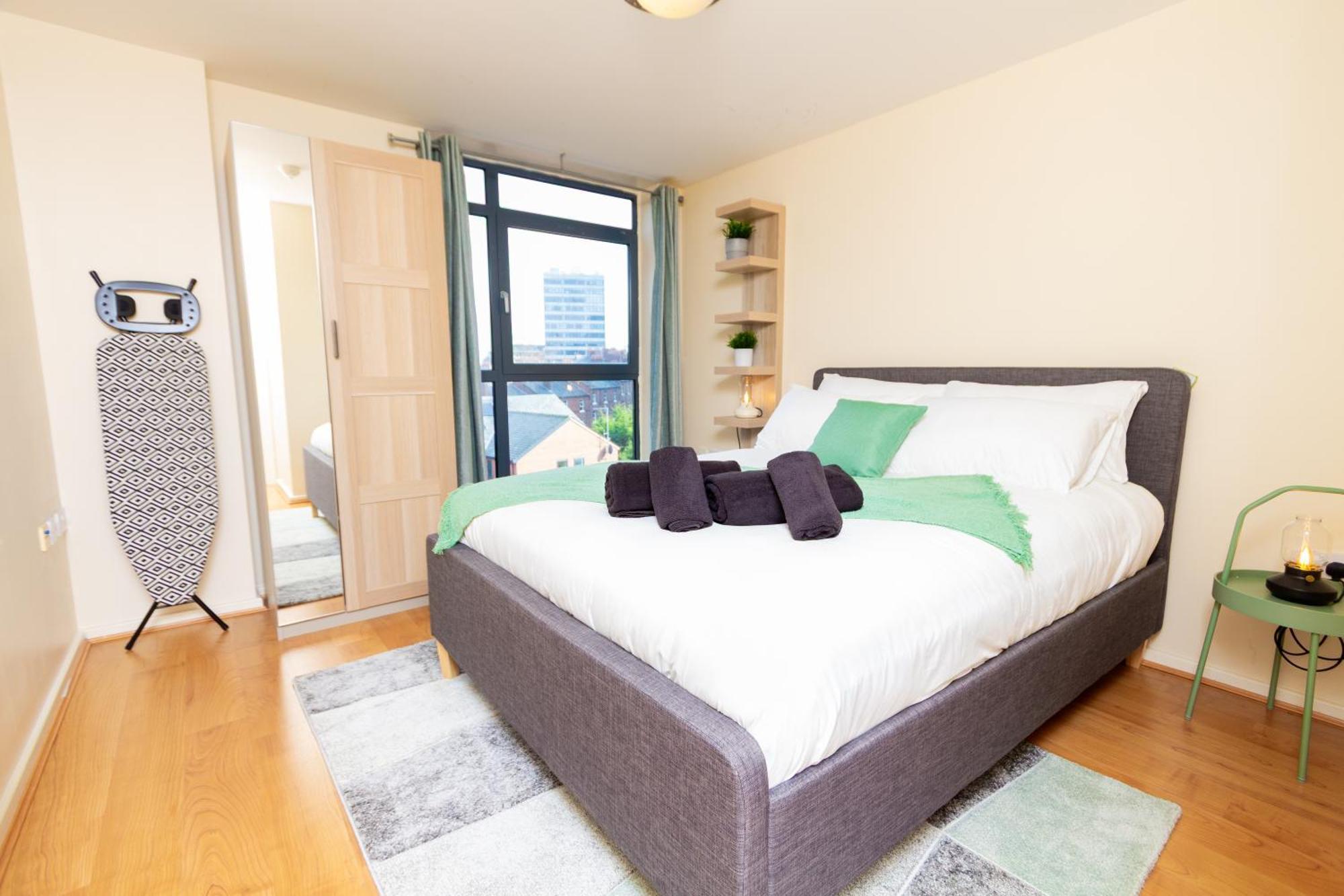 Centre Getaway - Modern 1br With Parking Apartment Sheffield