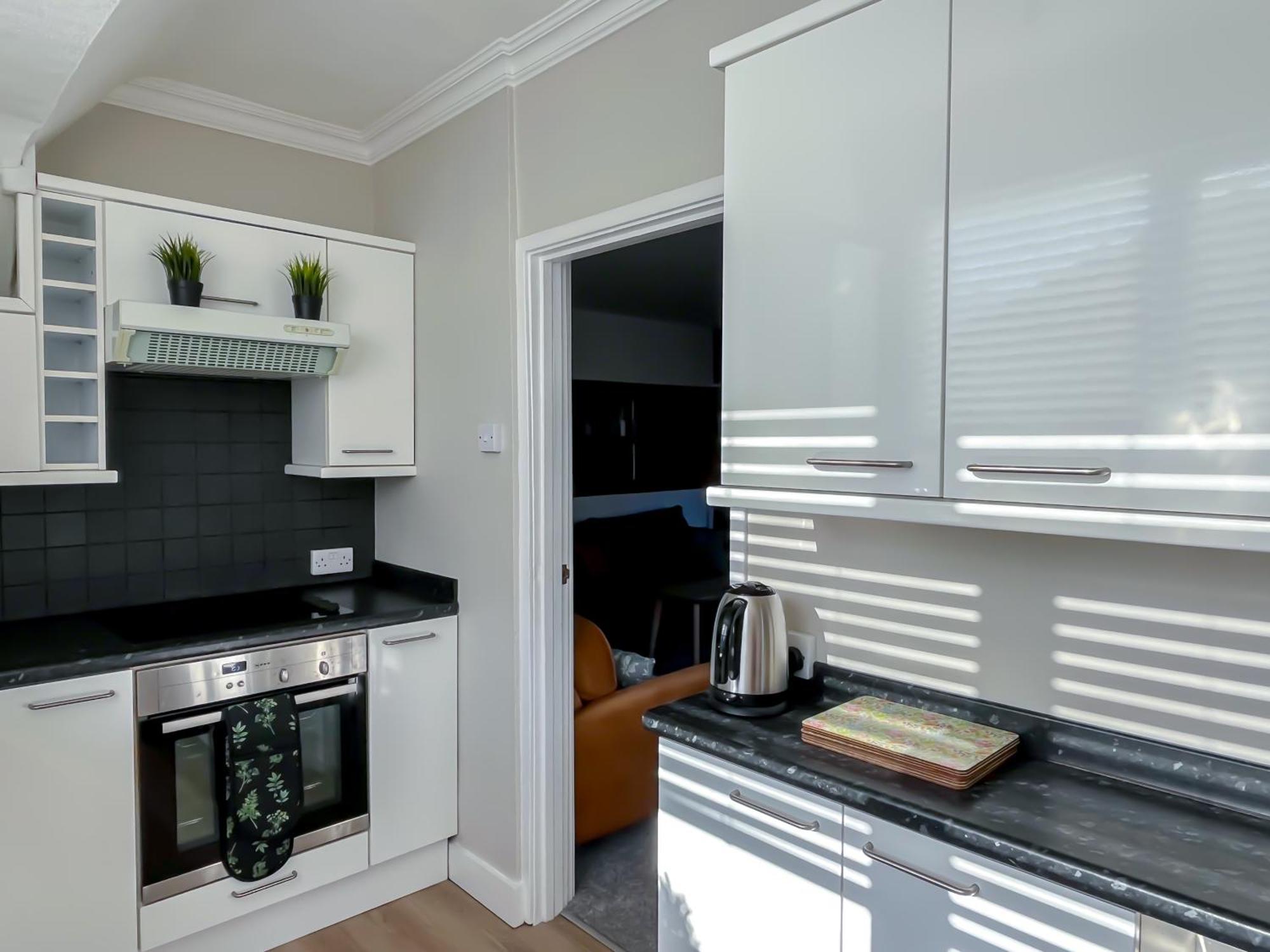 Colleyhouse-private Parking-business-group-relocation-spaciousstylish 4brhome-sleeps 10 Casa de férias