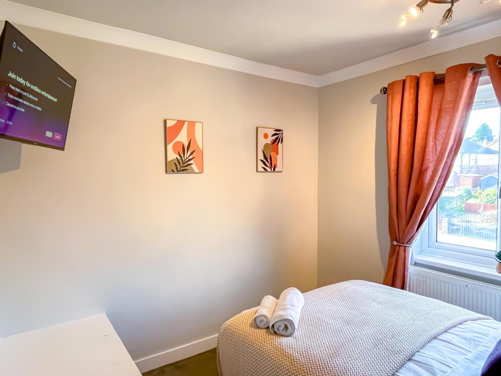 Casa de férias Colleyhouse-private Parking-business-group-relocation-spaciousstylish 4brhome-sleeps 10