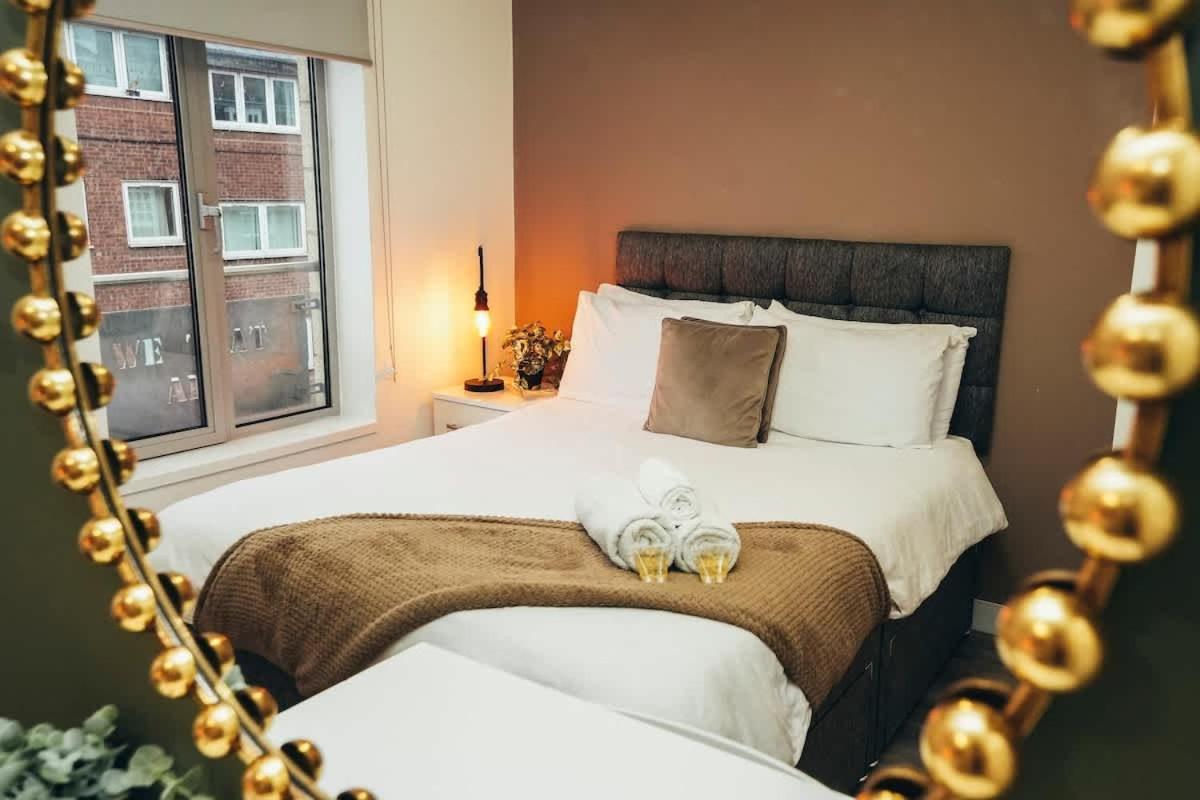 Apartment 1br Centre Apt, Self Check In, Wifi, By Derbnb *