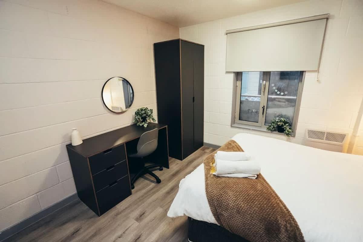 Holiday home 1br Centre Apt, Self Check In, Wifi, By Derbnb