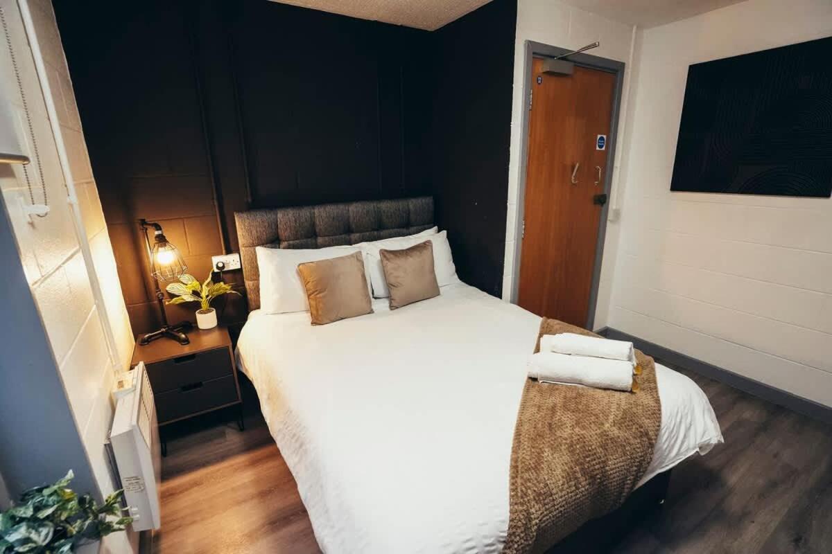 1br Centre Apt, Self Check In, Wifi, By Derbnb