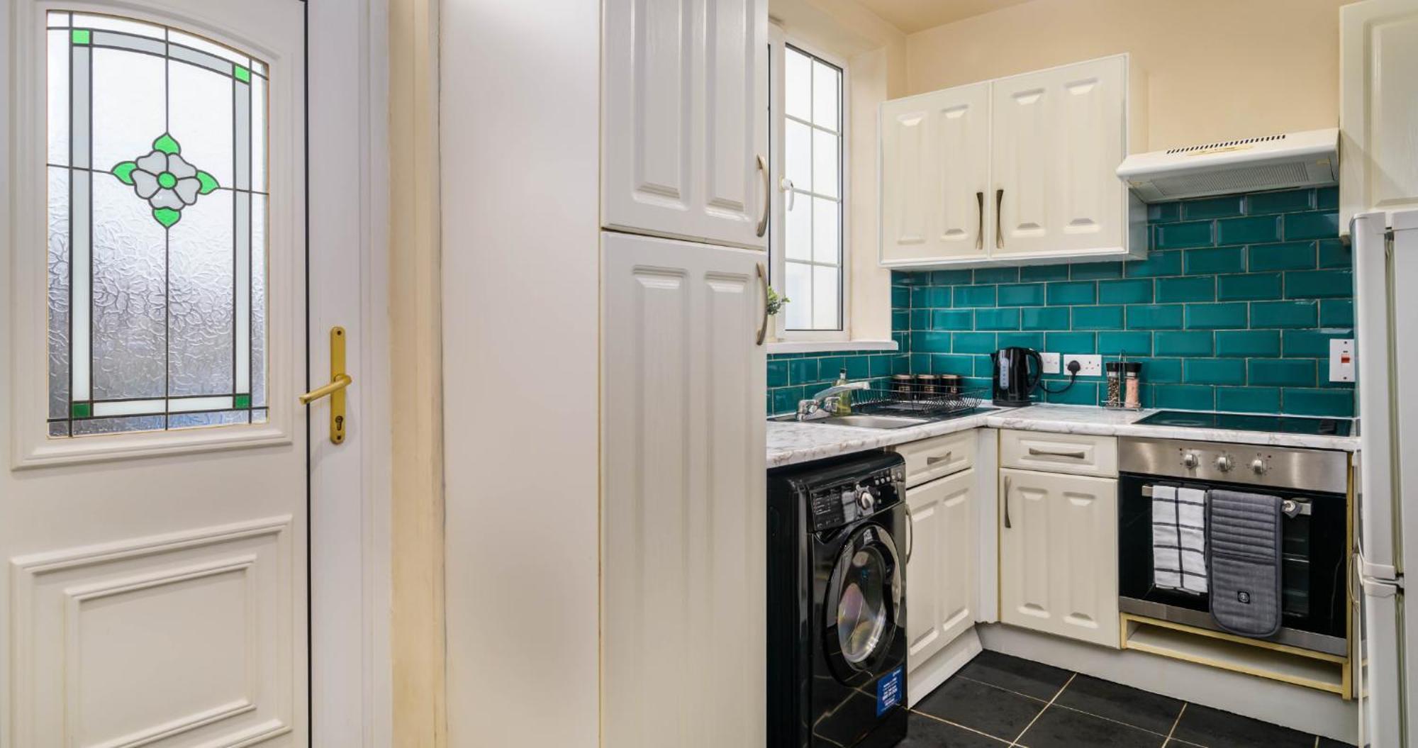 Leanne's 3bed House In Sheffield