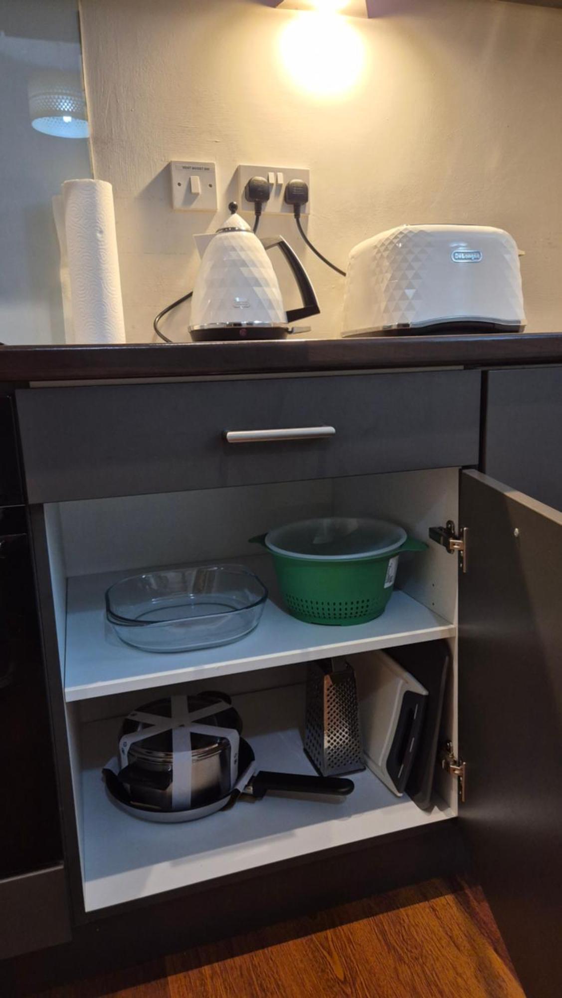 Apartamento Cozy 1 Bedroom Apartment, Center, Free Wifi
