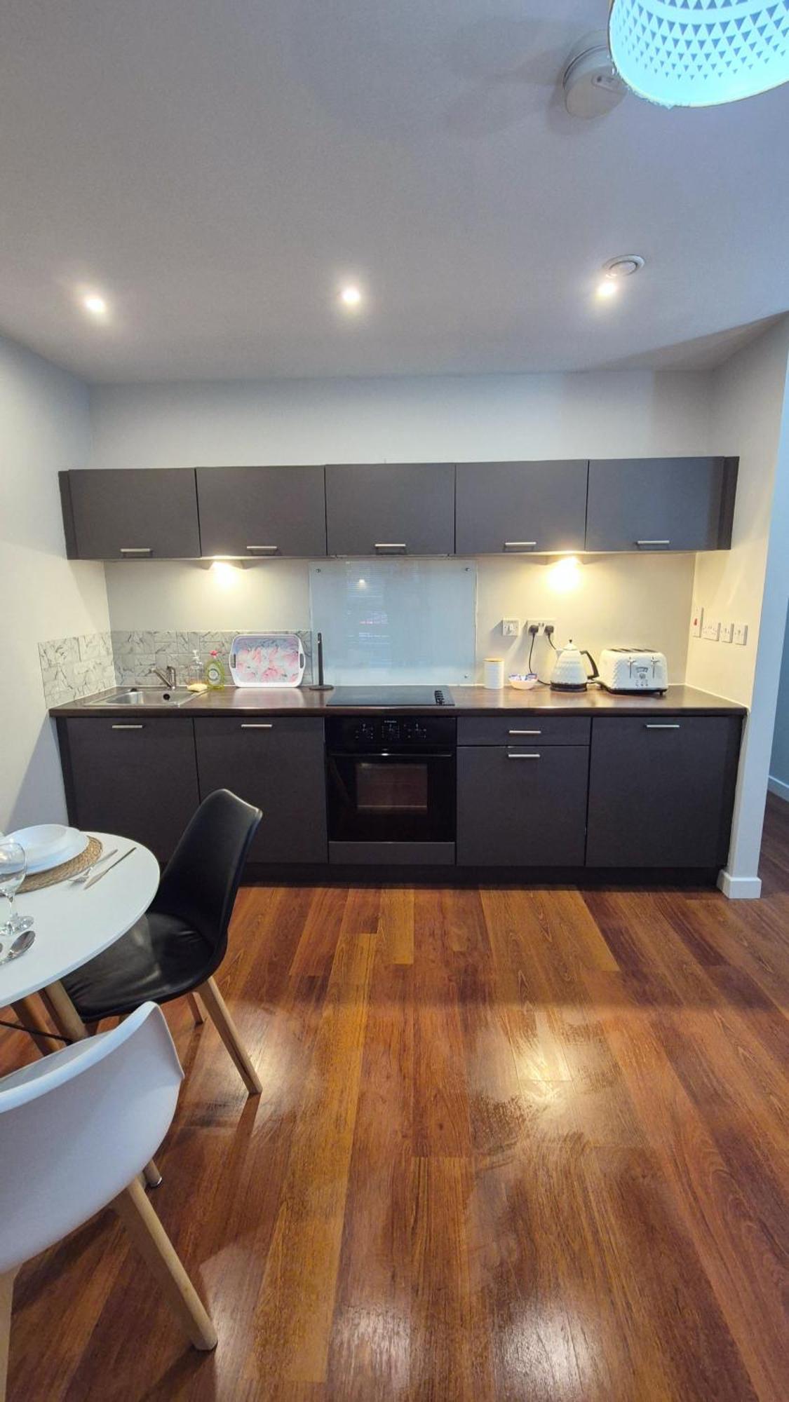 Cozy 1 Bedroom Apartment, Center, Free Wifi Apartamento
