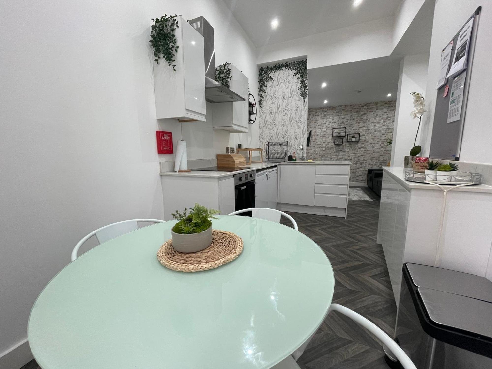 Apartment Elegant Urban 2br Hideaway
