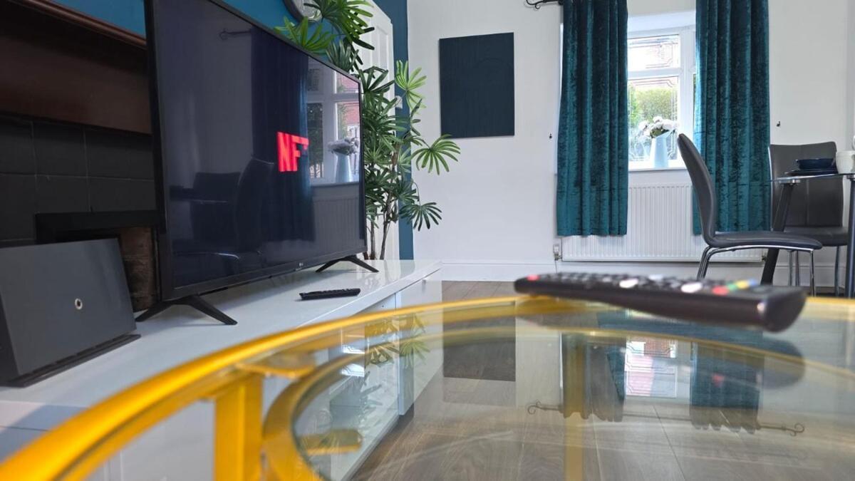Kabaka - Comfy Birley 3 Bedroom * Sheffield
