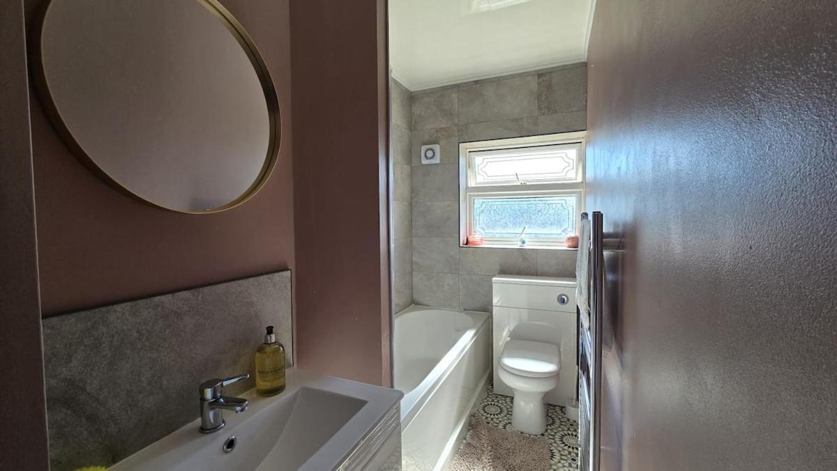 Kabaka - Comfy Birley 3 Bedroom *