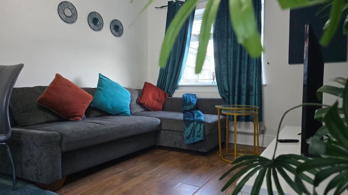 Kabaka - Comfy Birley 3 Bedroom Sheffield
