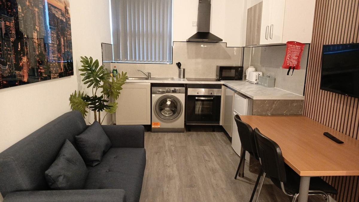 Apartment Luxury Flat In *