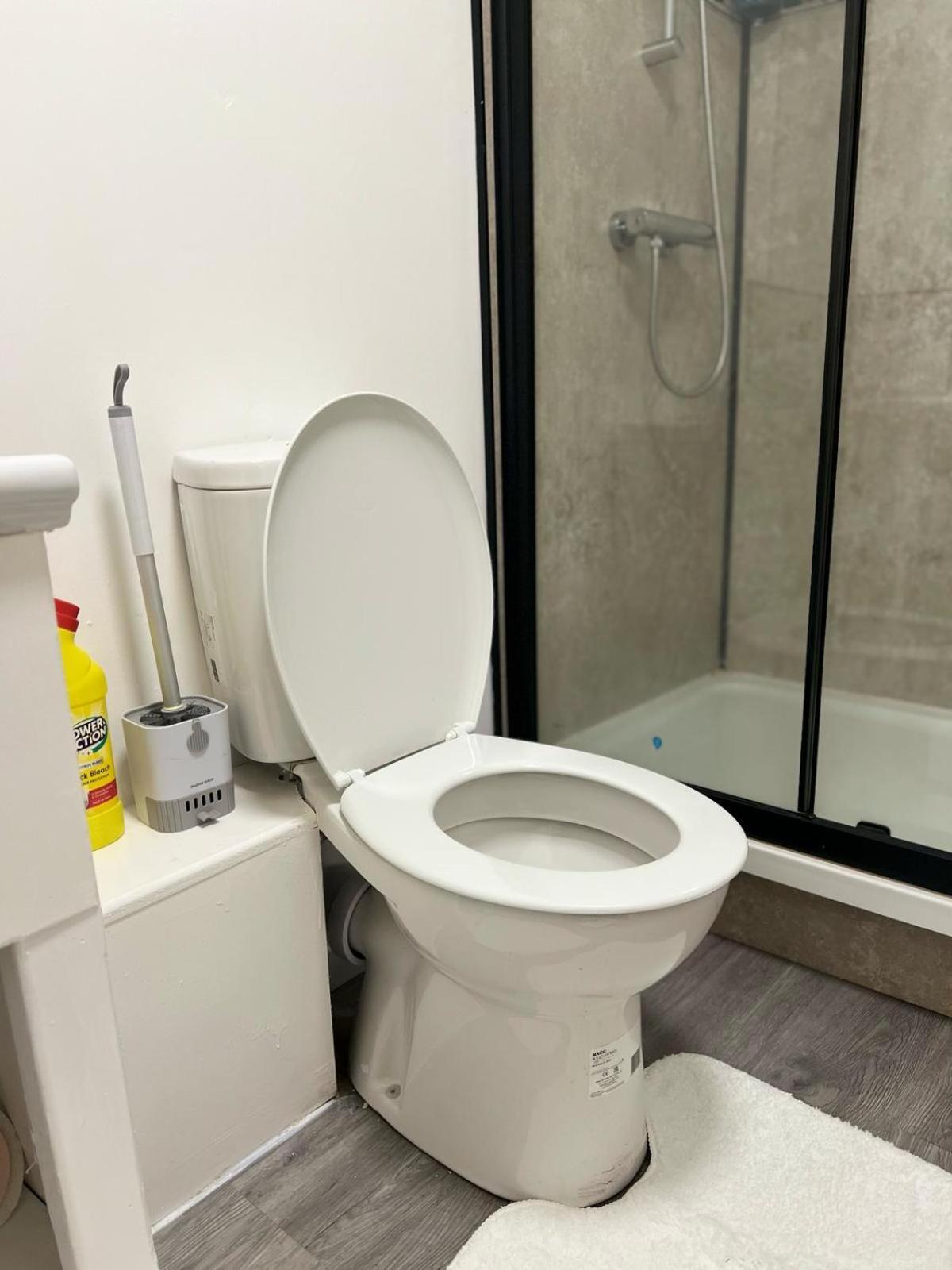Luxury Flat In * Sheffield