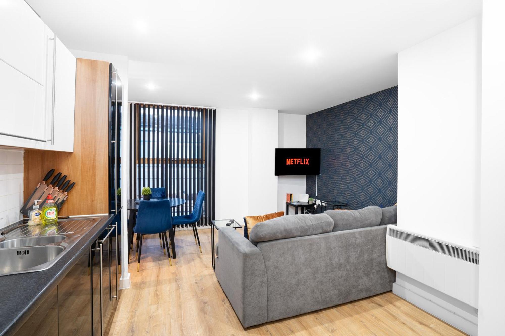 Away From - Contractors & Leisure