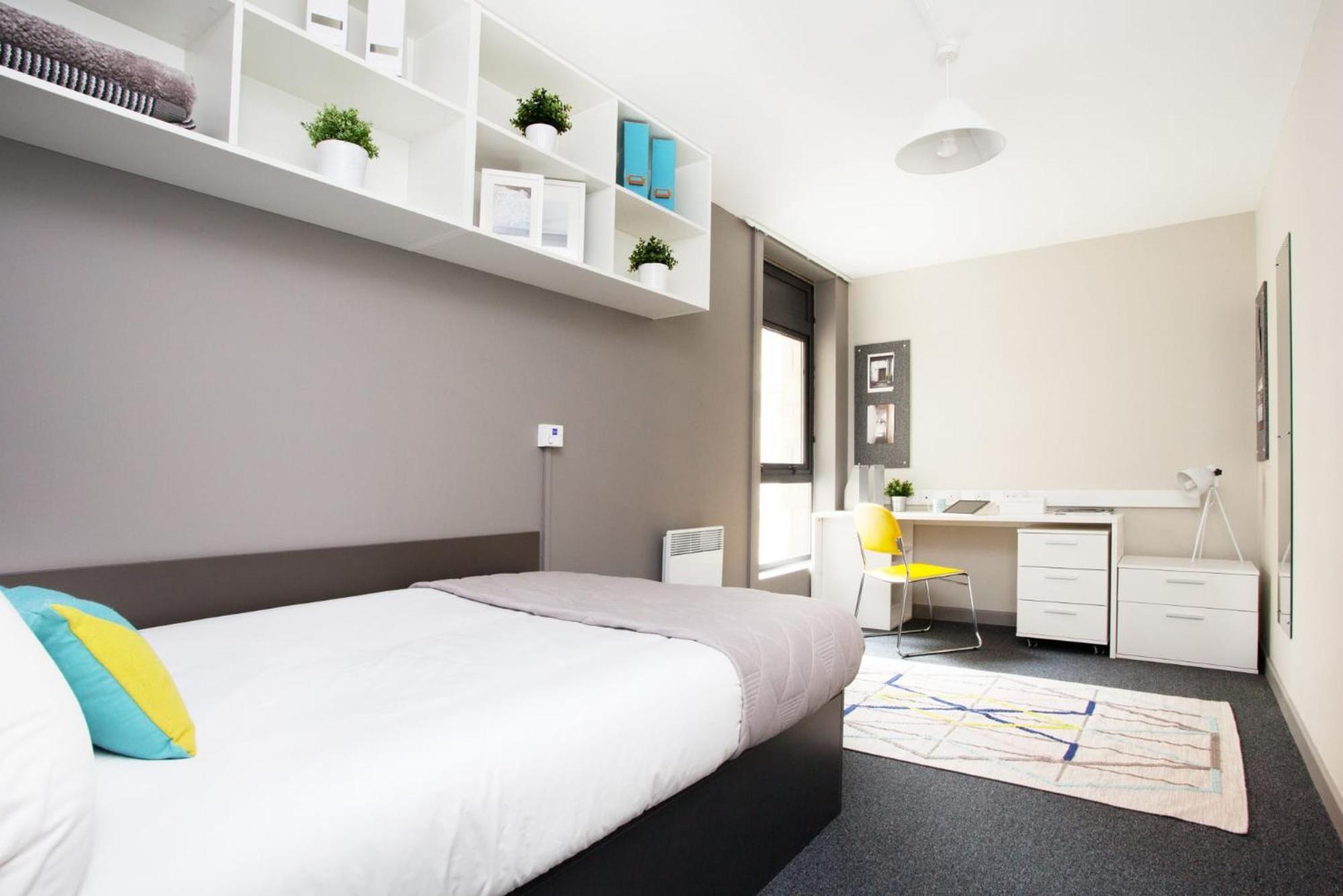 Apartment For Students Only Exchange Works In Sheffield Centre *
