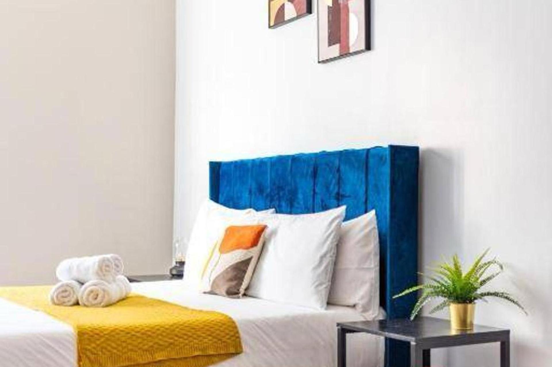Apt-sleeps 4-contractors & Families Sheffield