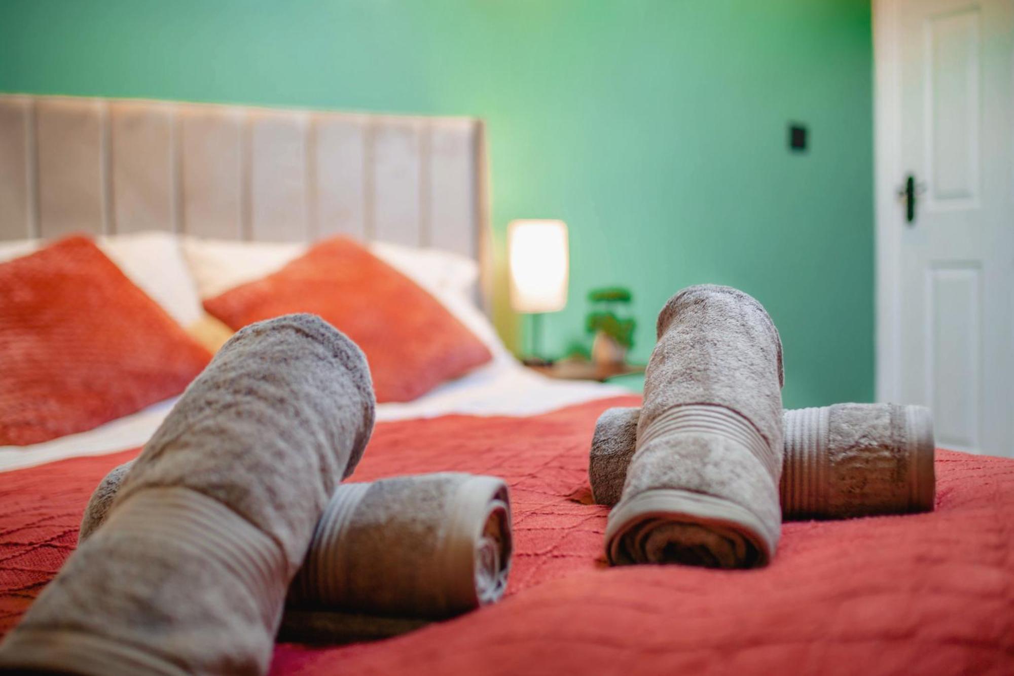 Velvet Parking 12ppl Apartamento