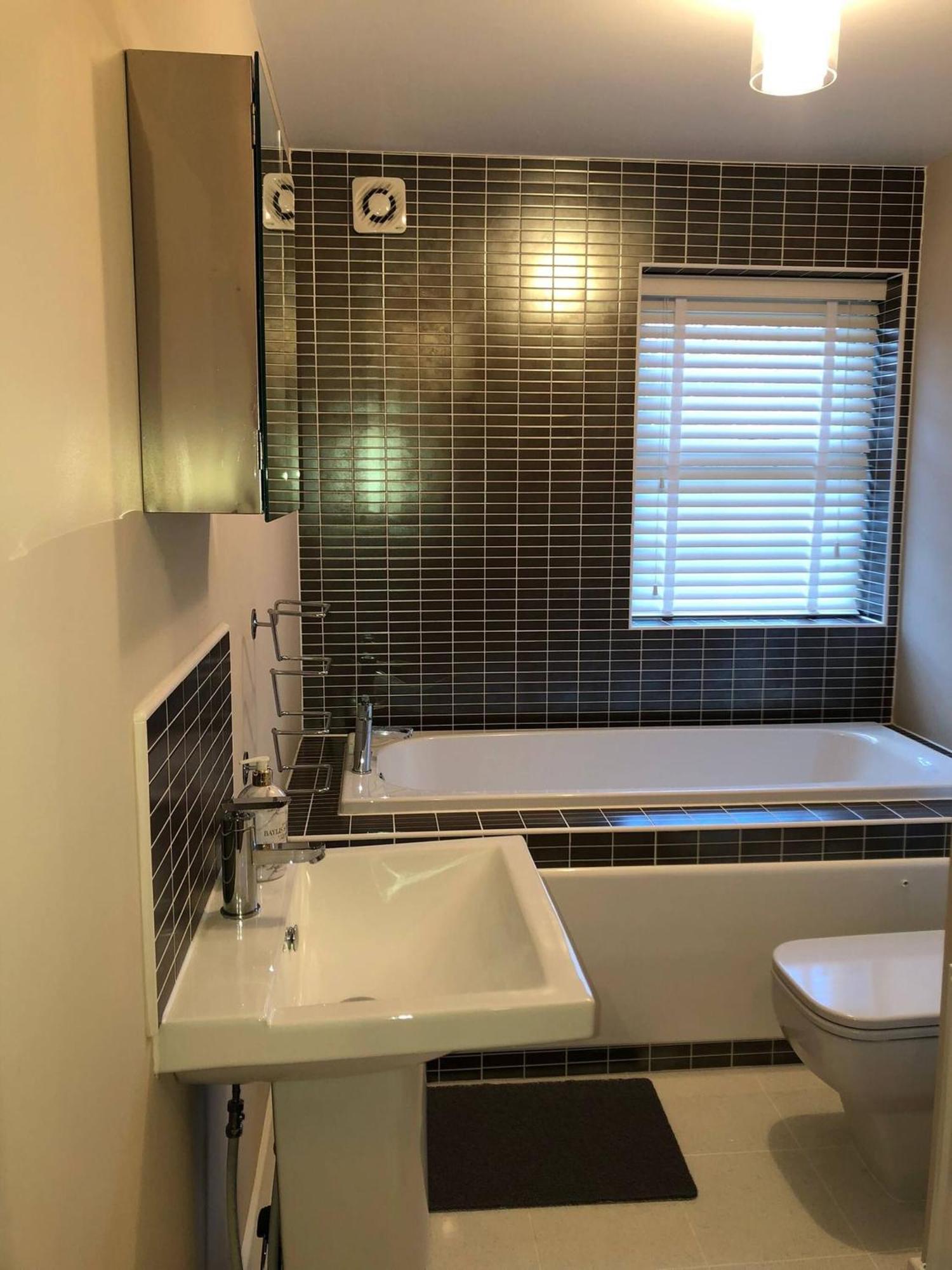 In Guest - Cozy Guest With Shared Facilities *