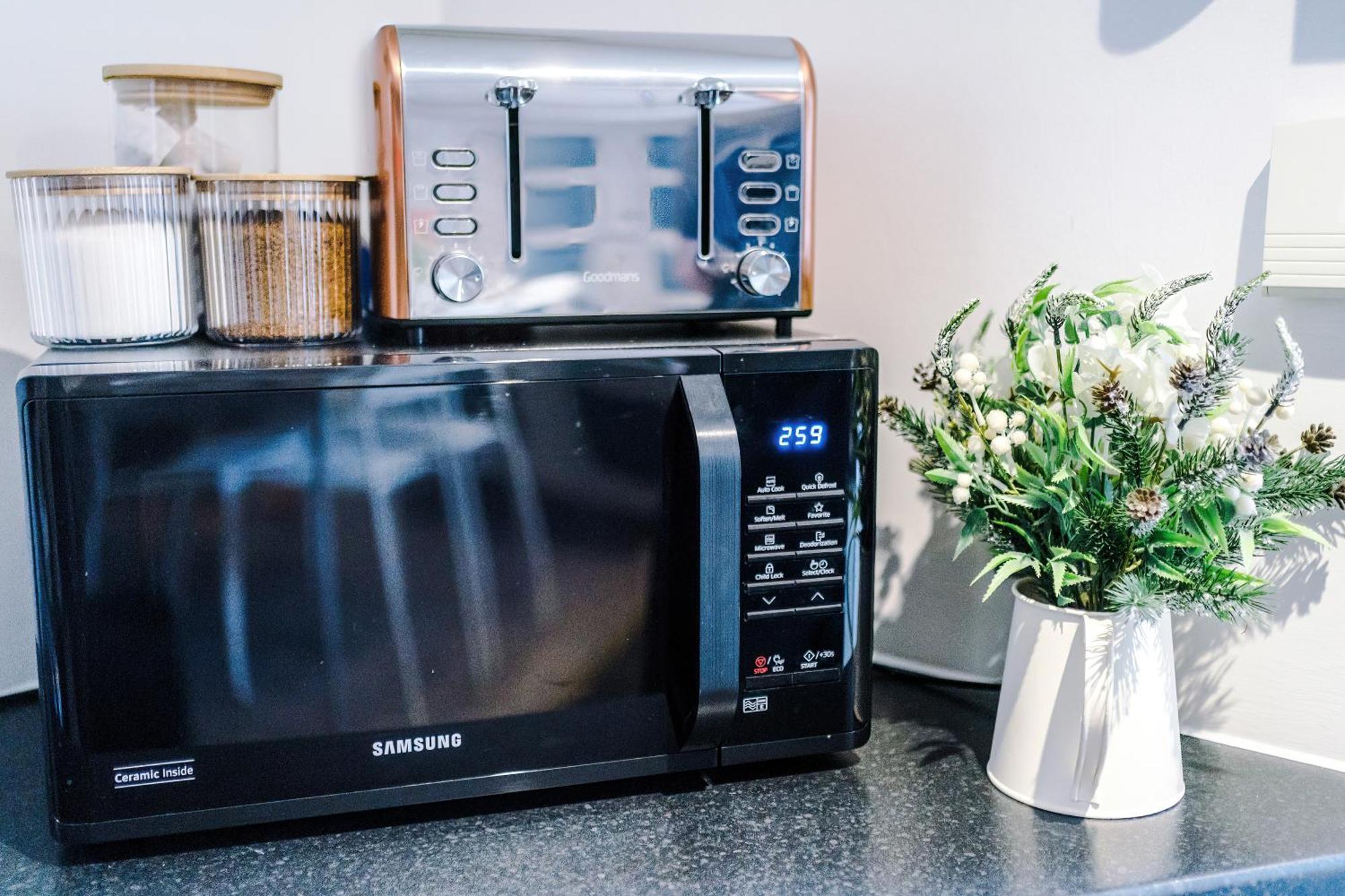 Apartment Free Parking! Two Bedroom In By Eason Stays, Ideal For Weekend Getaways, Hospital Placements & Business Travellers Sheffield