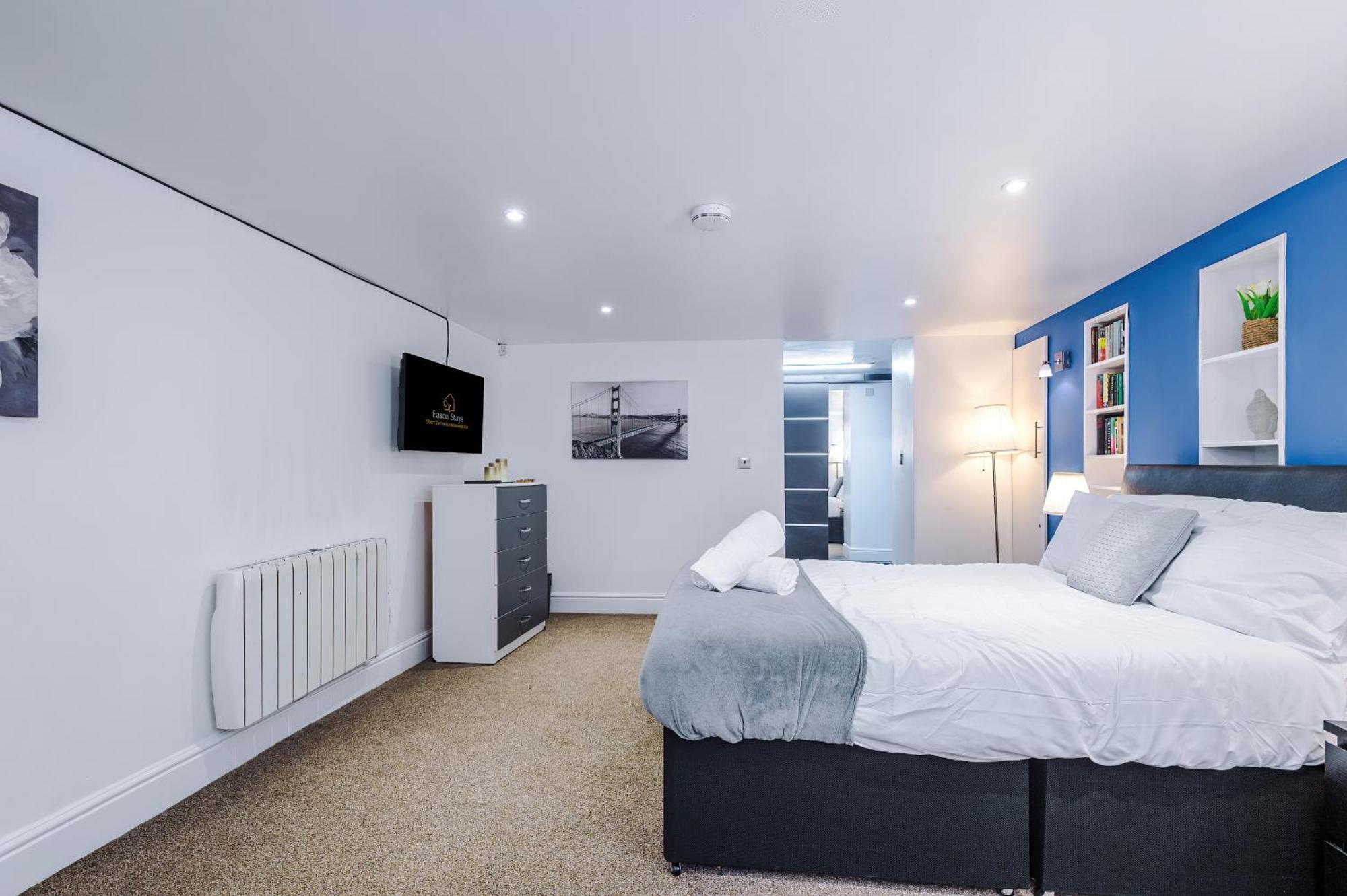 Free Parking! Two Bedroom In By Eason Stays, Ideal For Weekend Getaways, Hospital Placements & Business Travellers * Sheffield