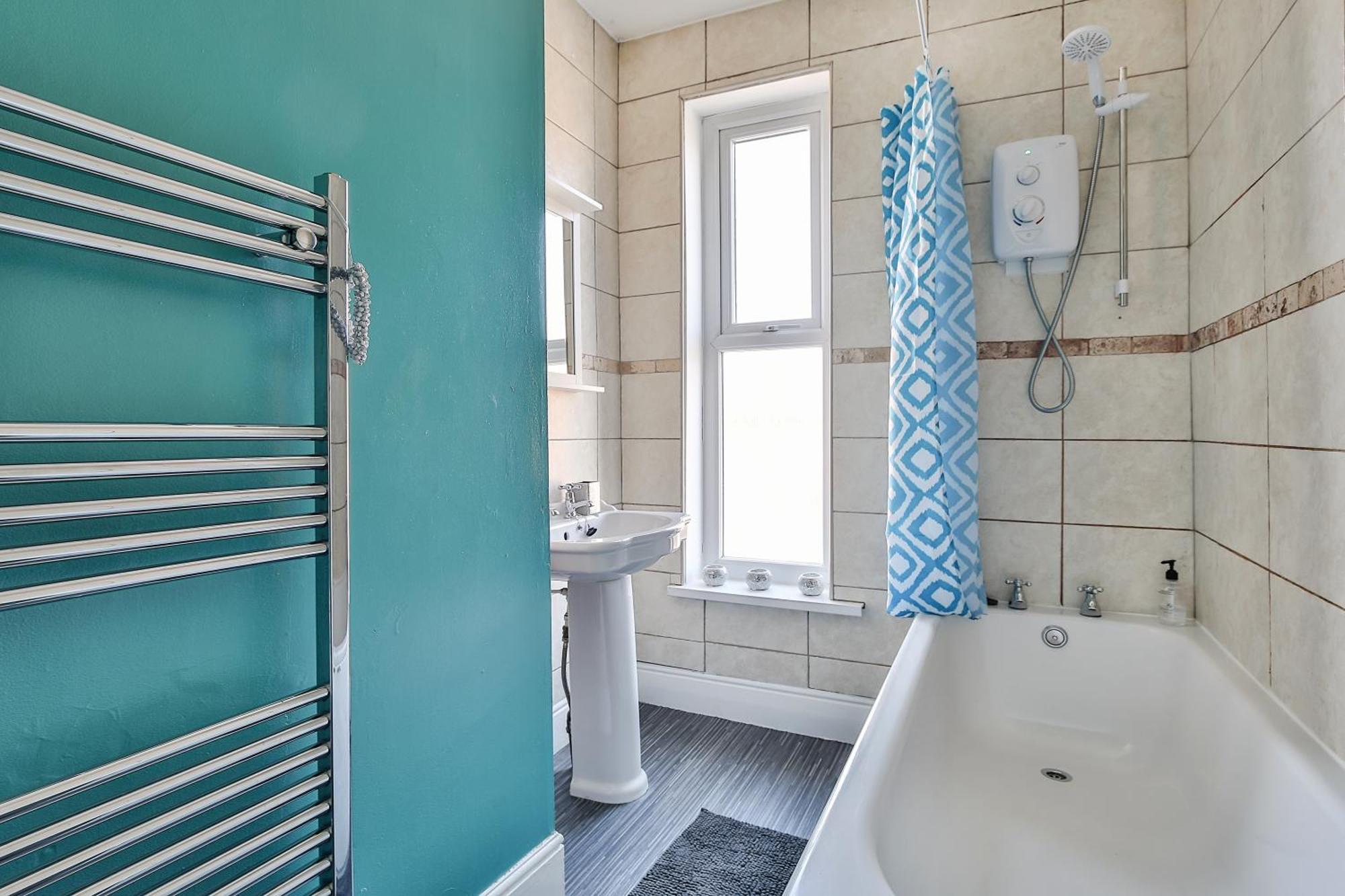 Heart Of The City-flexi Cancellations-central Hub Holiday home Sheffield
