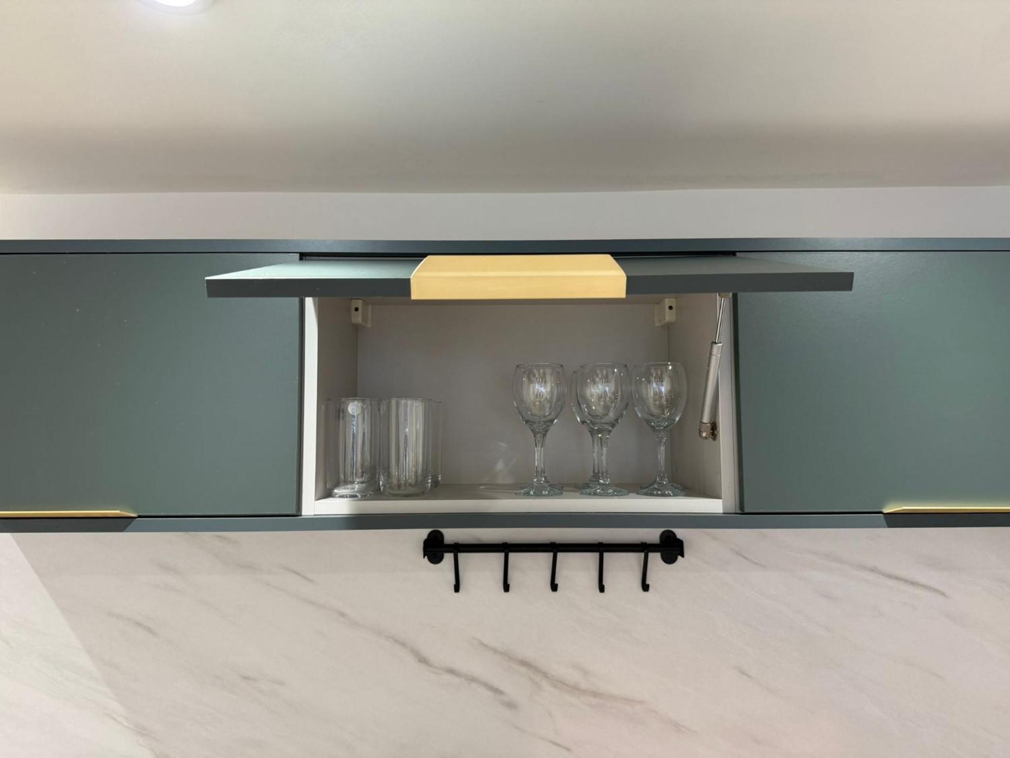 Spacious 1br Flat Apartment *