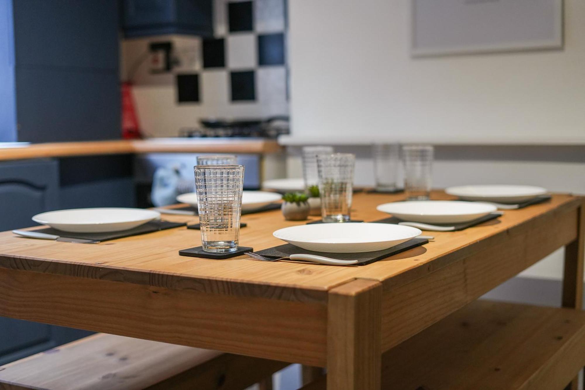 Spacious House Sleeps 8 With 3 Bedrooms Wifi Casa de férias Sheffield