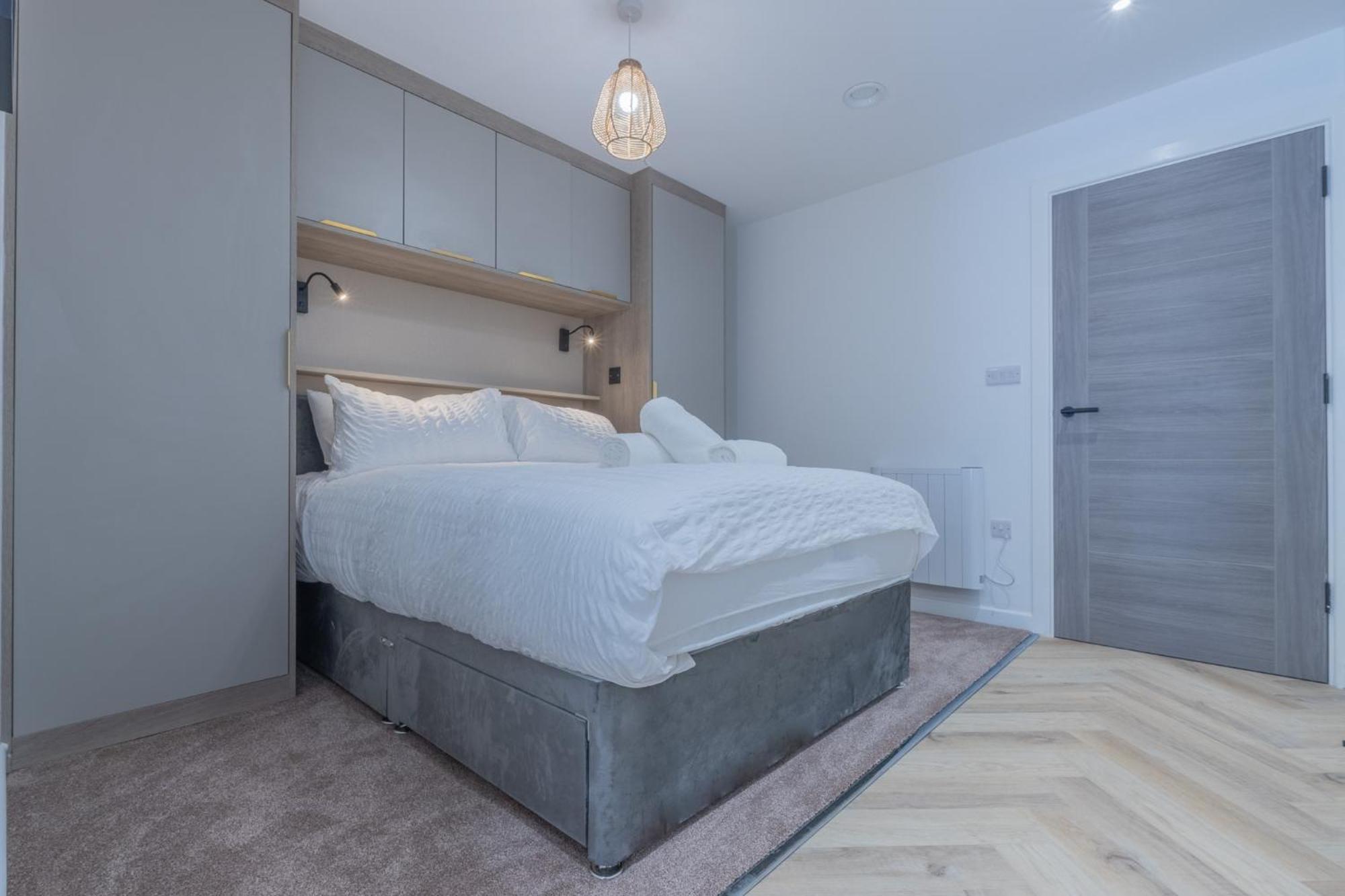 Modern 1-br Flat, Near Bramall Lane, Free Wifi Apartment