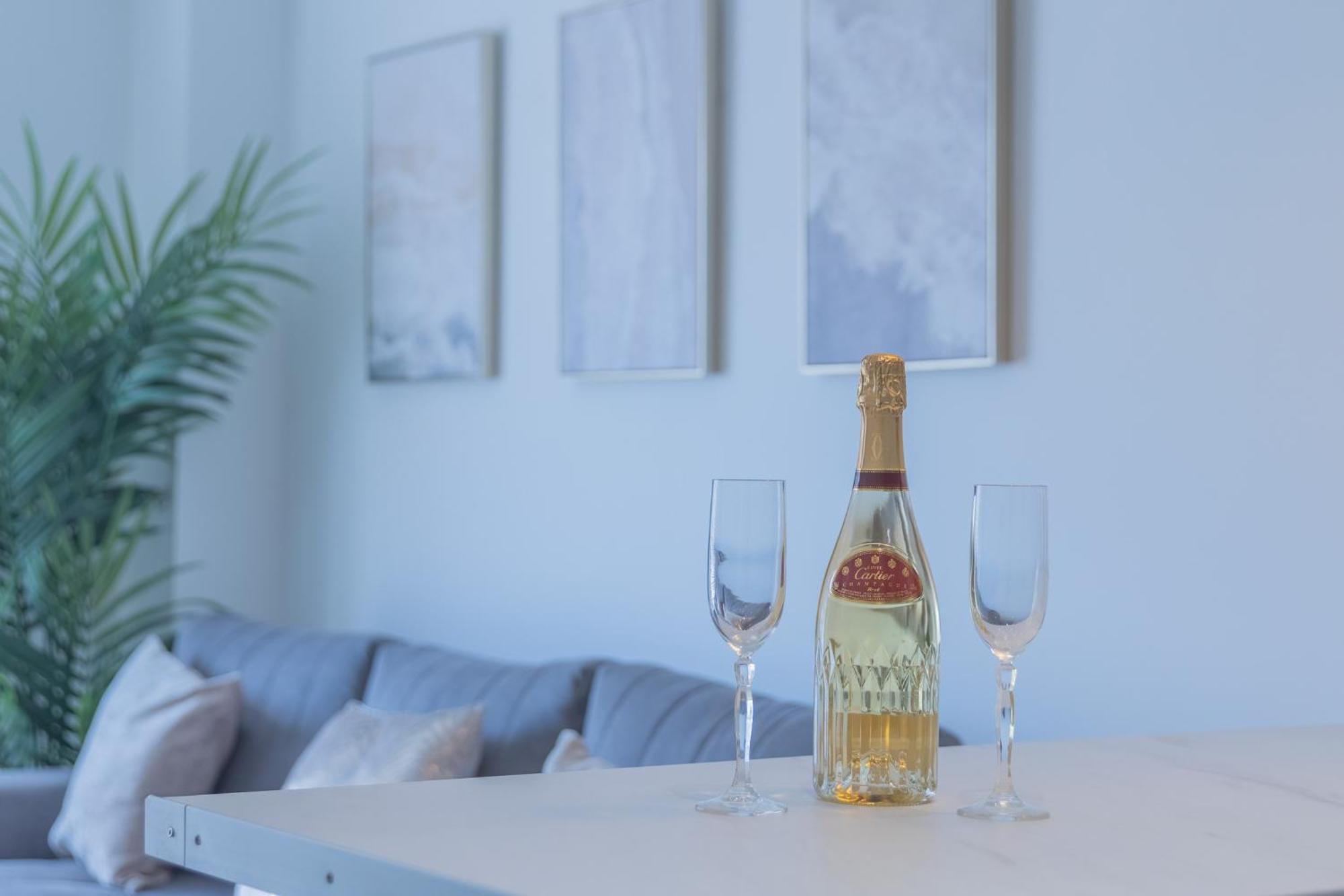 Modern 1-br Flat, Near Bramall Lane, Free Wifi Apartment