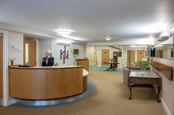 Hotel Halifax Hall 4*