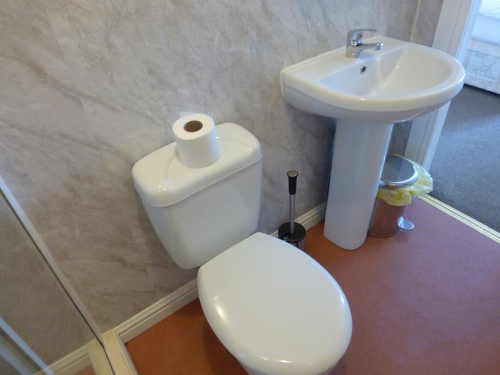 Don Valley Arena Guest house 3*