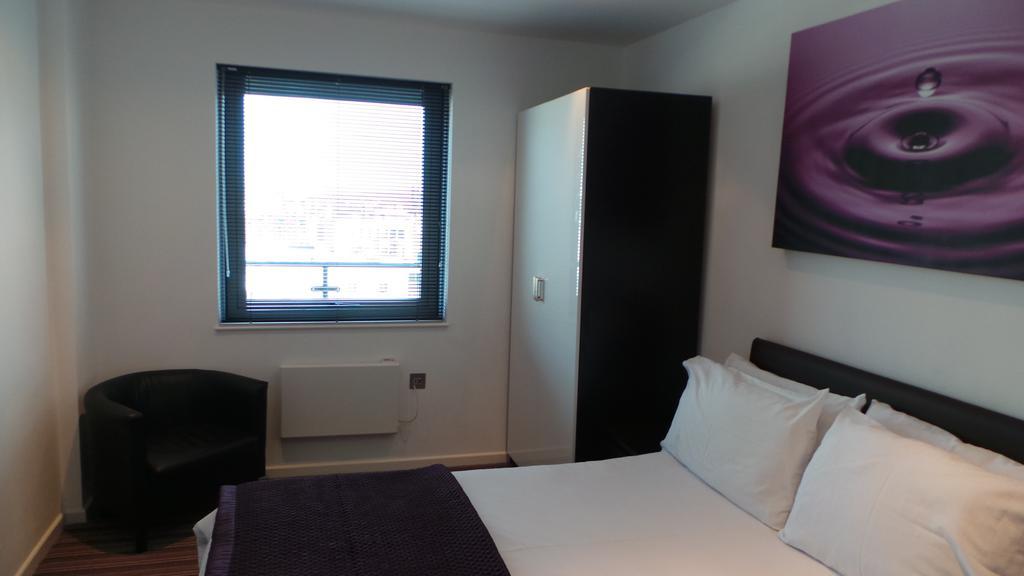 City Crash Pad Serviced Apartments - West Street Apartment Sheffield