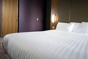 Hotel Purple Meadowhall 3*