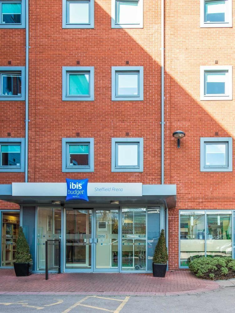 Ibis Budget Arena Hotel