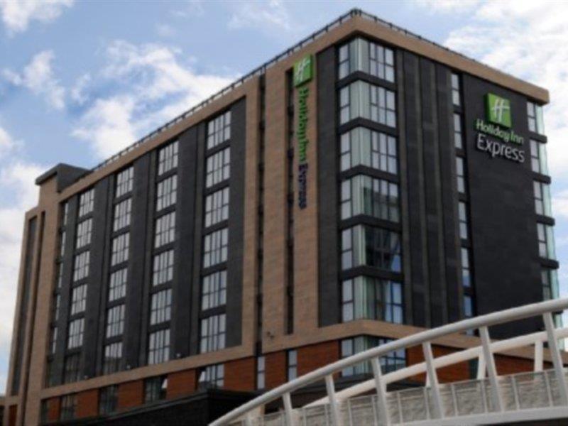 Hotel Express Centre, An Ihg 3*