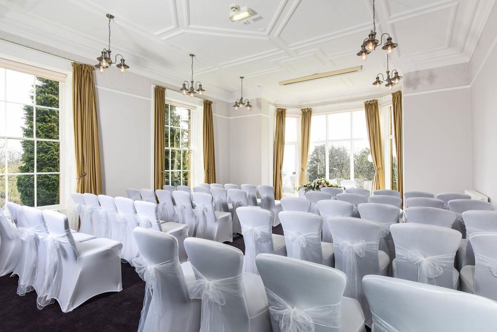 Halifax Hall Hotel 4*