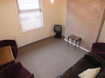 No. 15 Tyzack Road Apartment *