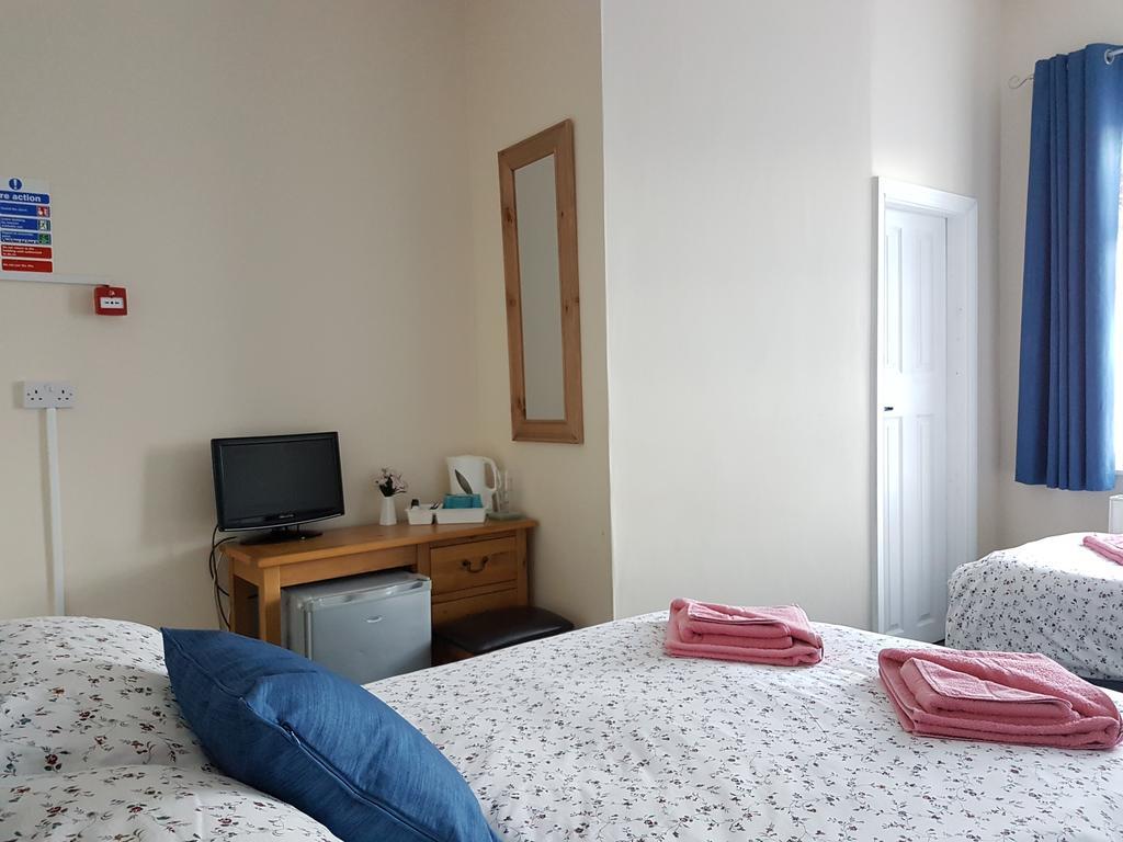 Alara 3* Sheffield