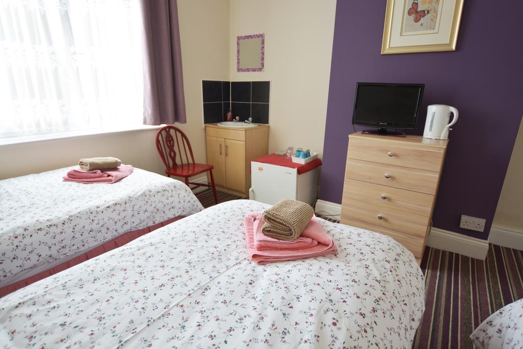 Alara 3* Sheffield
