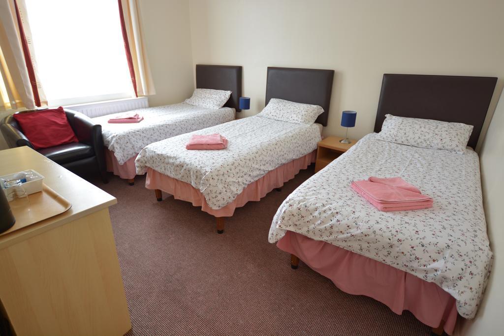 Alara Guest house Sheffield