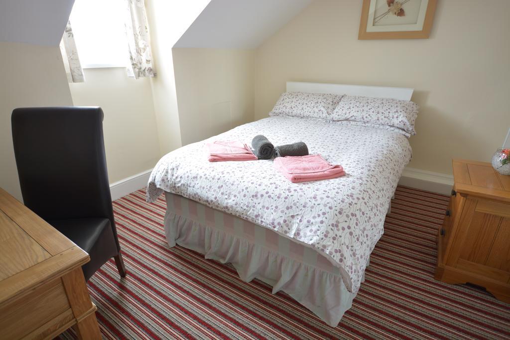 Alara 3* Sheffield