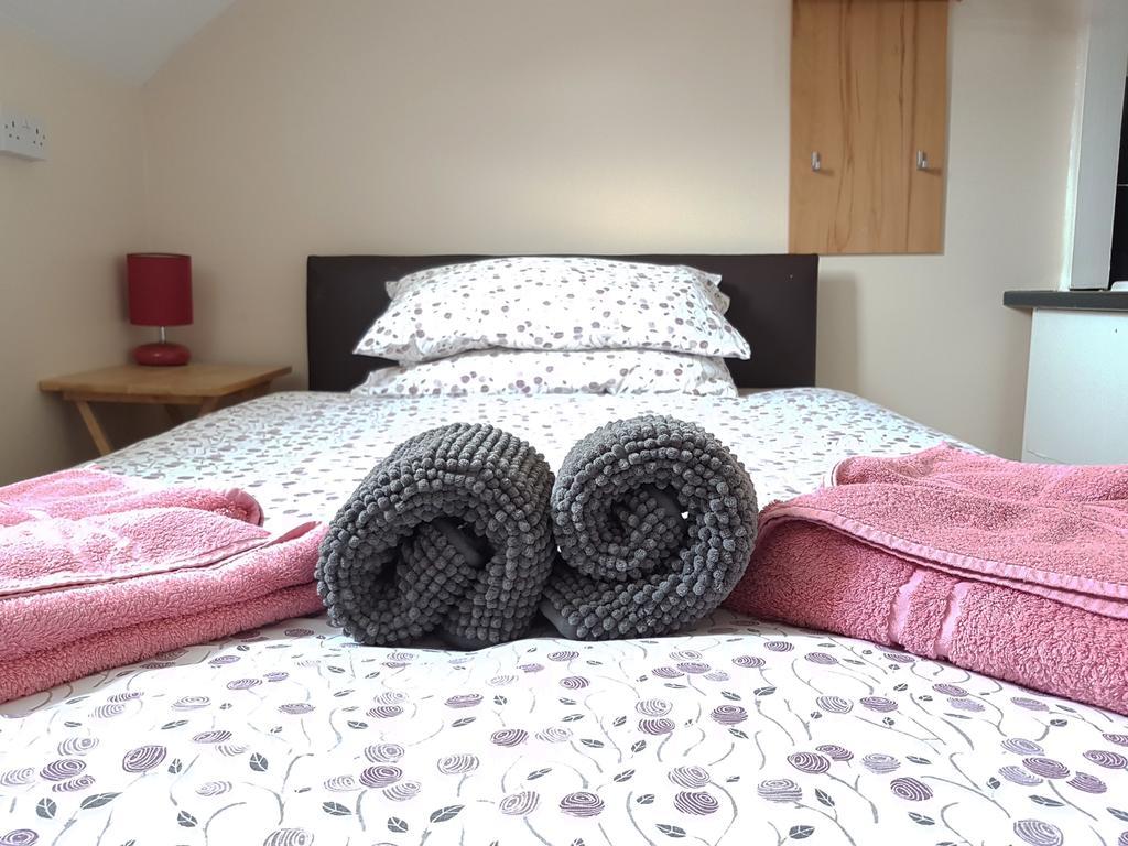 Alara Guest house Sheffield