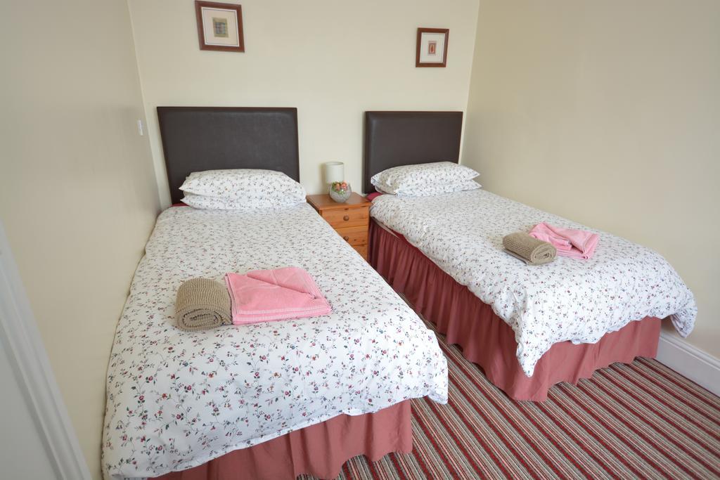 Alara 3* Sheffield