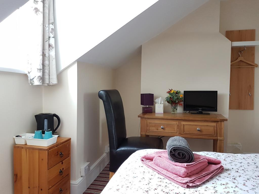 Alara Guest house Sheffield