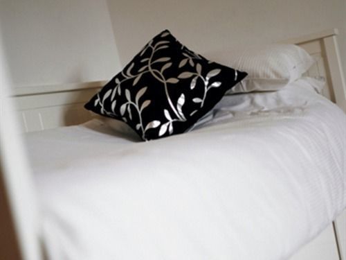 The White Heart 3*