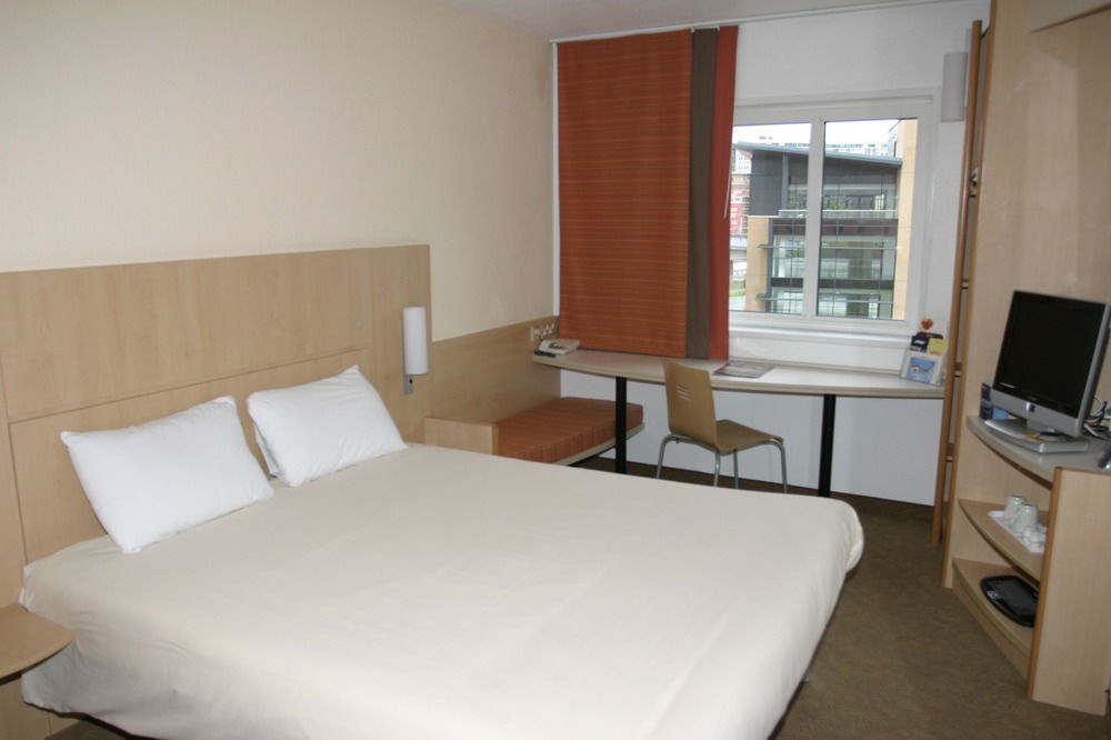 Ibis Hotel