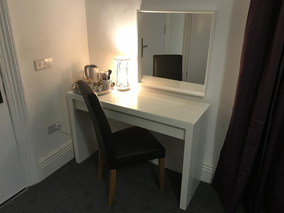 Hotel The Dalbury And Palmer With Free Parking 2*