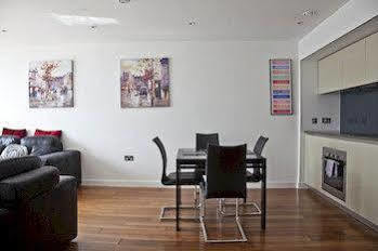 Halo Serviced - St Pauls Apartment