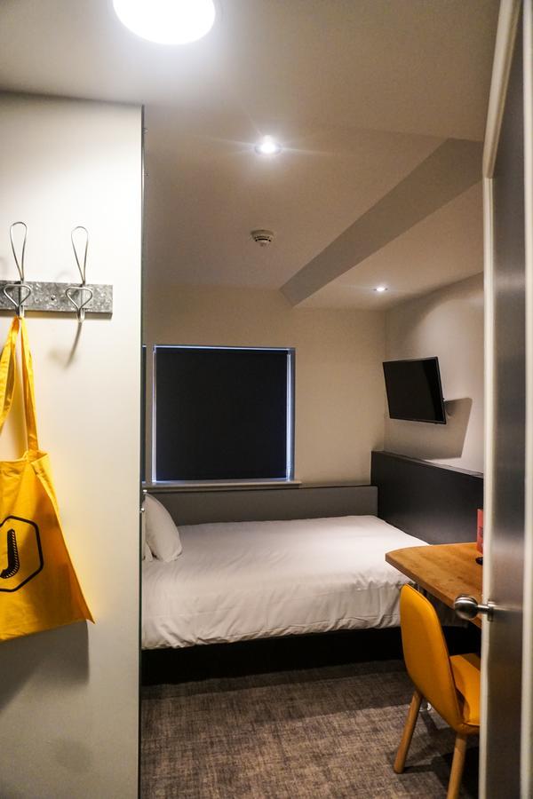 Jonas Capsule hotel Sheffield