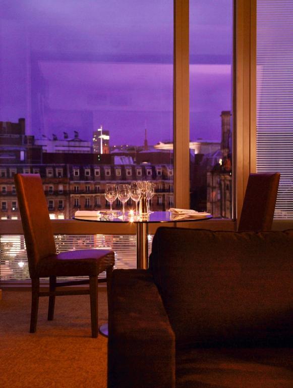 Mercure St Paul's & 4*